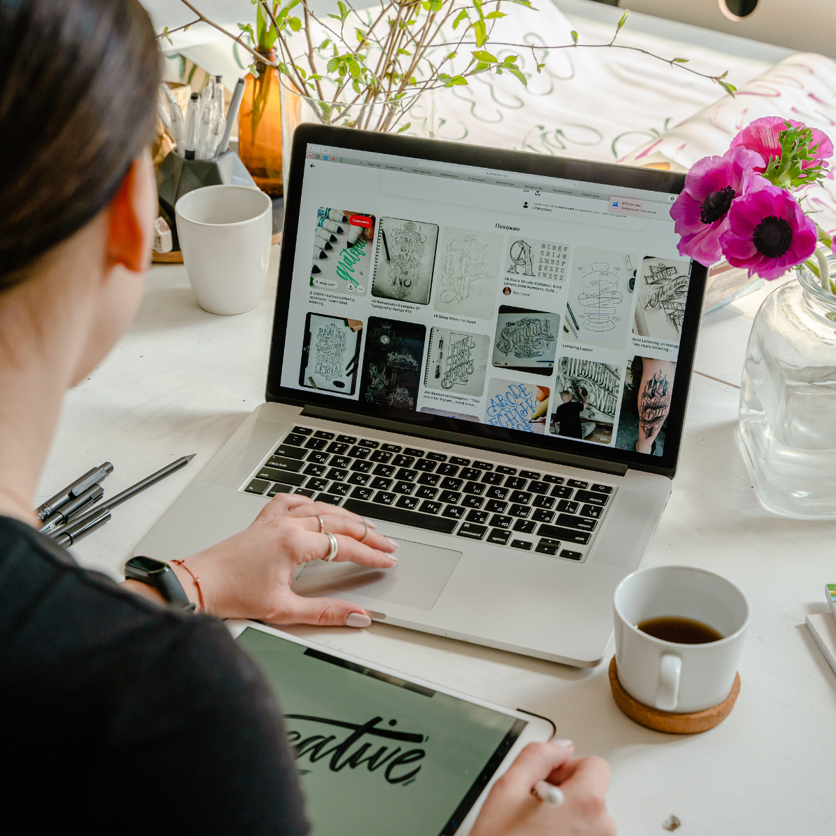 woman-with-computer